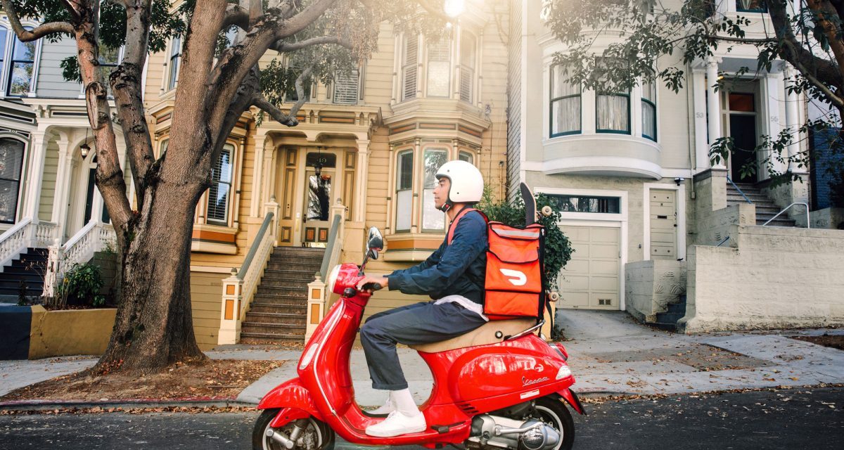 DoorDash lets delivery customers include products from multiple